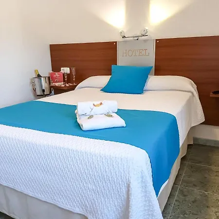 Manjares Hotel