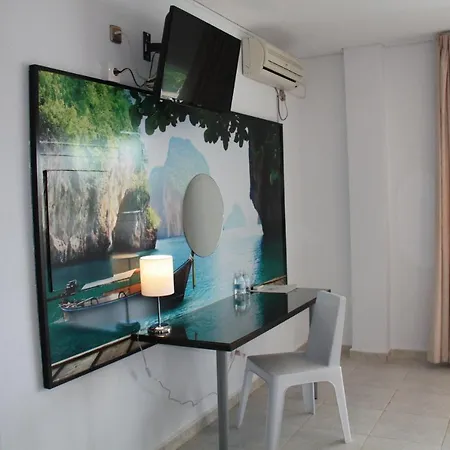 Hotel Manjares 2*