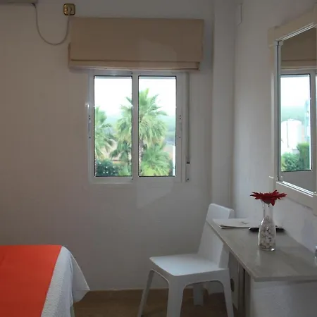 Hotel Manjares 2*
