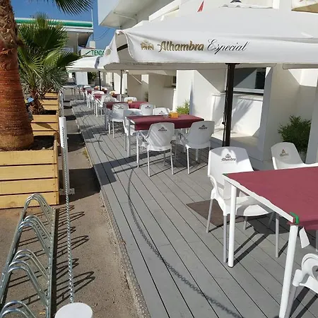 Hotel Manjares 2*