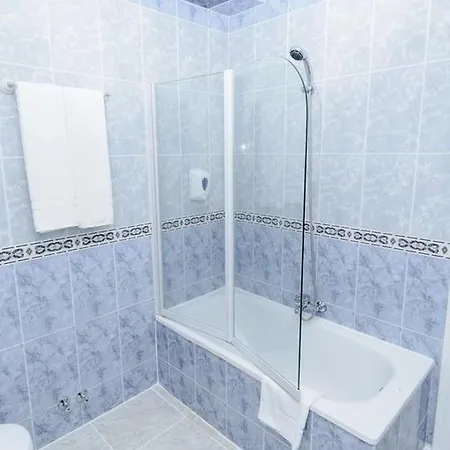 Hotel Manjares 2*
